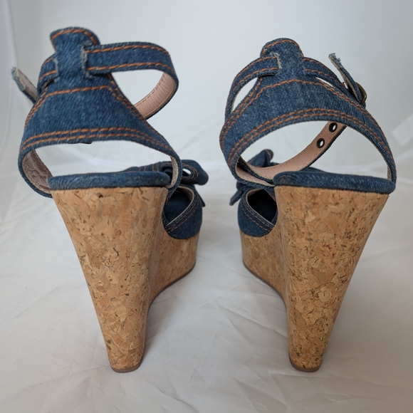 Red Denim Bow Wedge Sandals - Picture 4 of 12